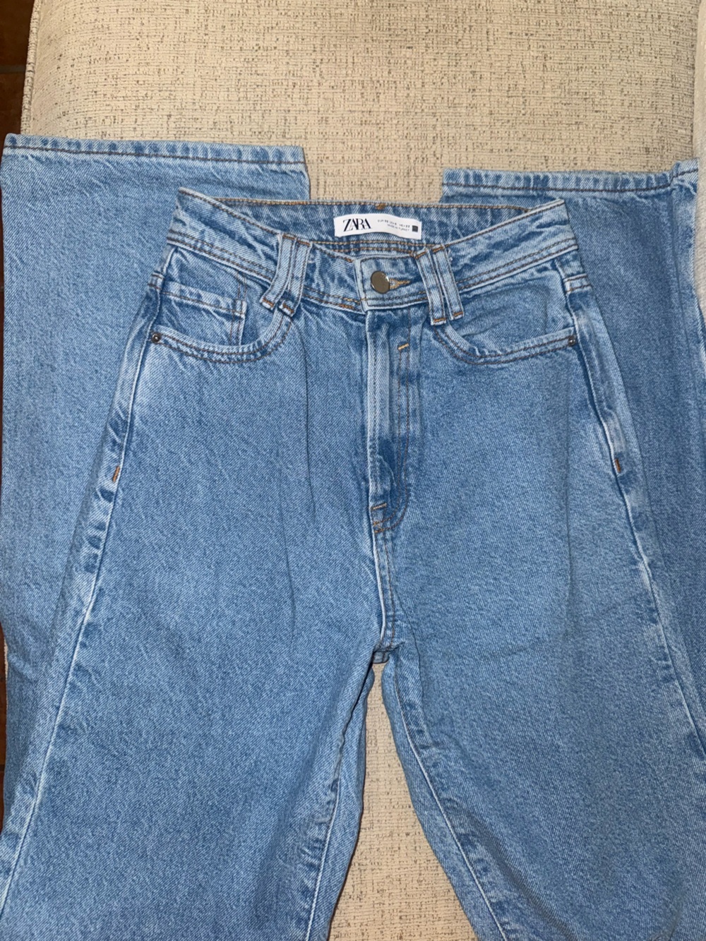 Zara Blue Washed High-Rise Denim Jeans
